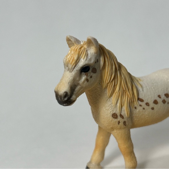 Schleich Mini Horse FALABELLA PONY STALLION Gelding Figure 2013 - Picture 6 of 9